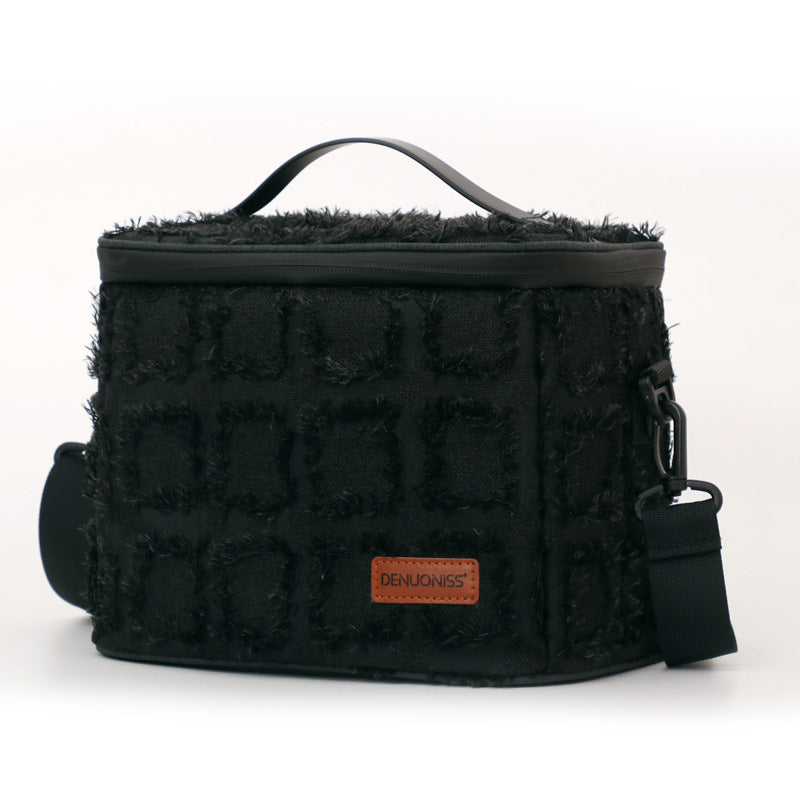 Creative portable hand-held insulated bag