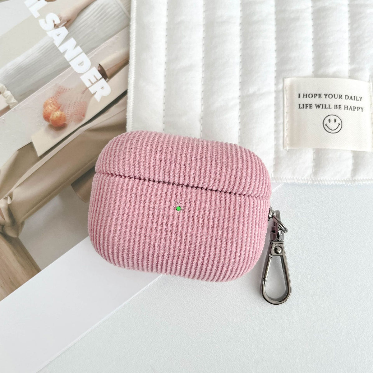 Corduroy Apple wireless earphone case (AirPods Pro 2)